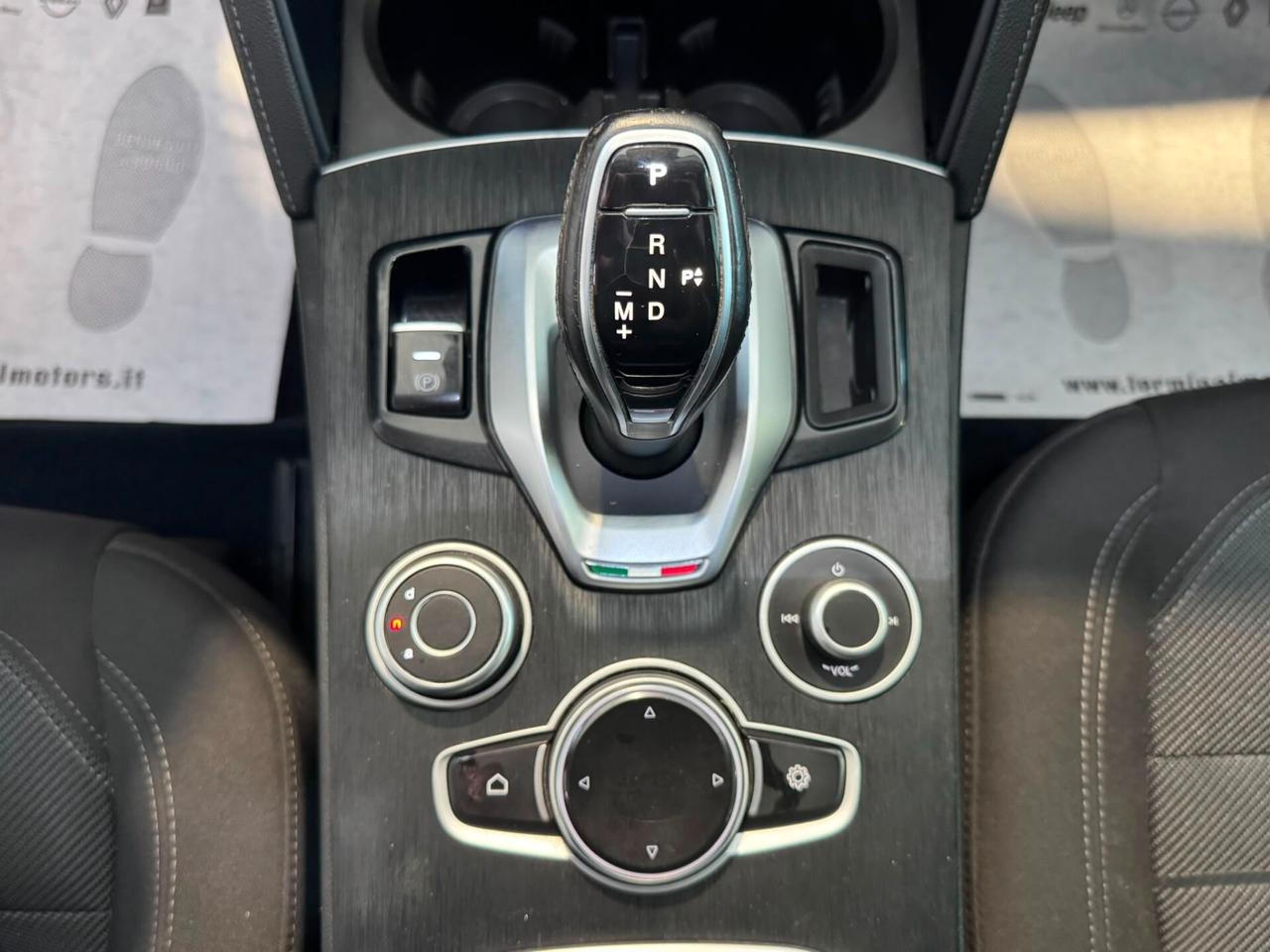 Alfa Romeo Stelvio 2.2 Turbodiesel 190 CV AT8 Q4 Business