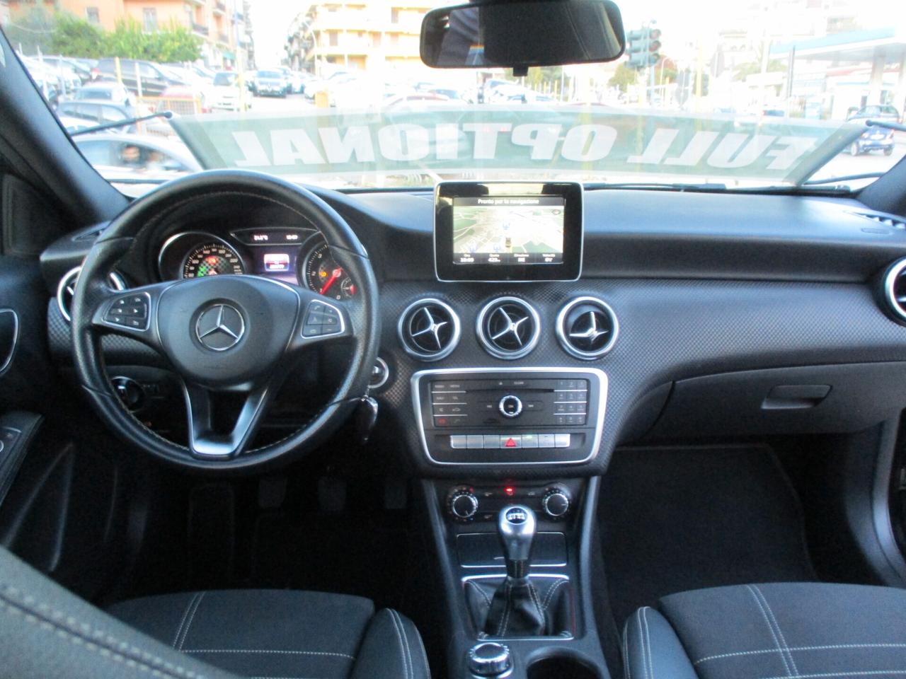 Mercedes-benz A 180 d Premium 2016