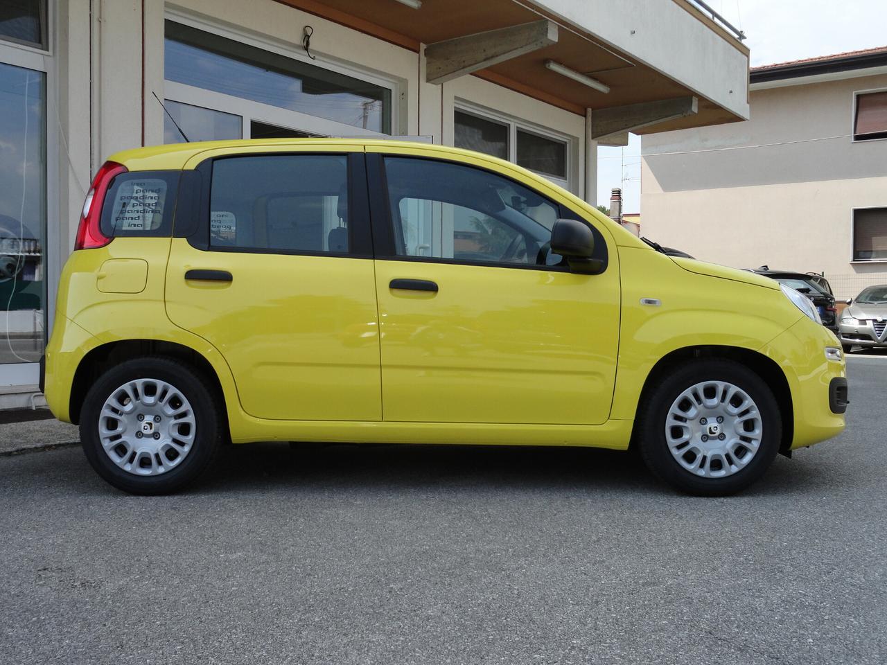 Fiat Panda 1.0 FireFly S&S Hybrid Pop ** AUTO NUOVA IMMATRICOLATA 25/05/2026**