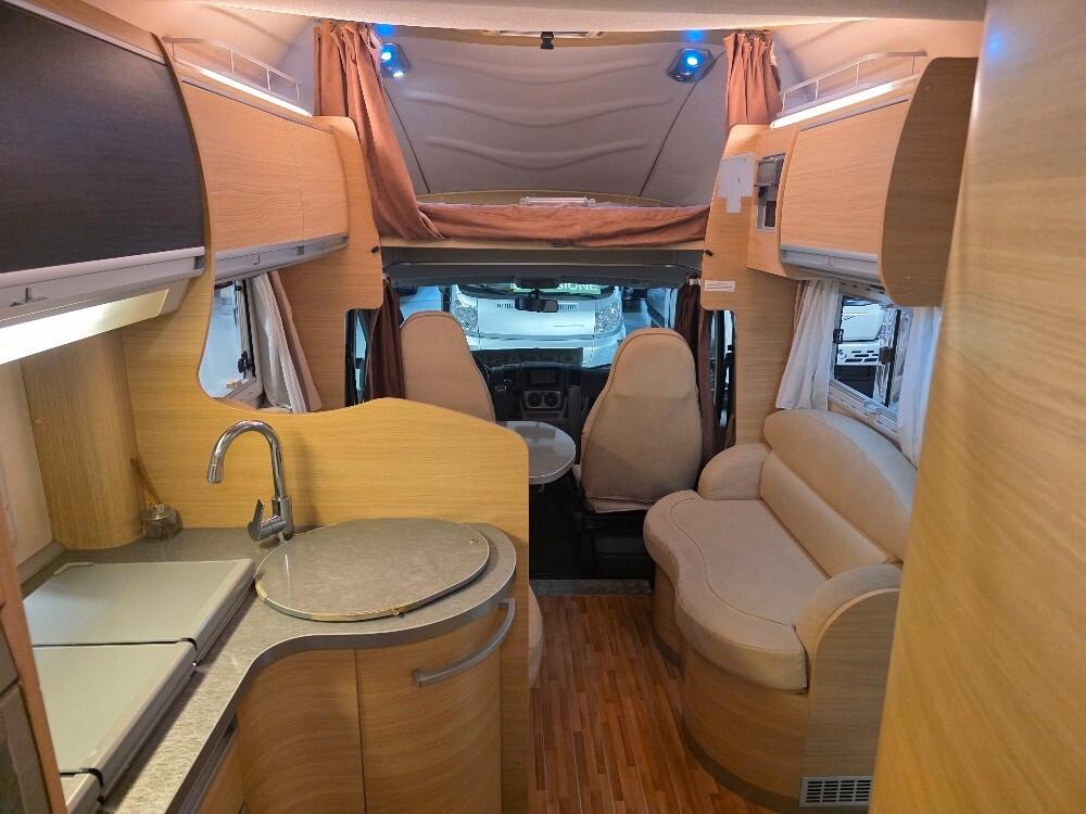 CAMPER ROLLER TEAM PEGASO GARAGE LIVING