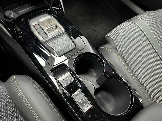 Peugeot 2008 GT *PROMO KASKO* 1.2 HYBRID e-DCS6 136CV KM0 2025