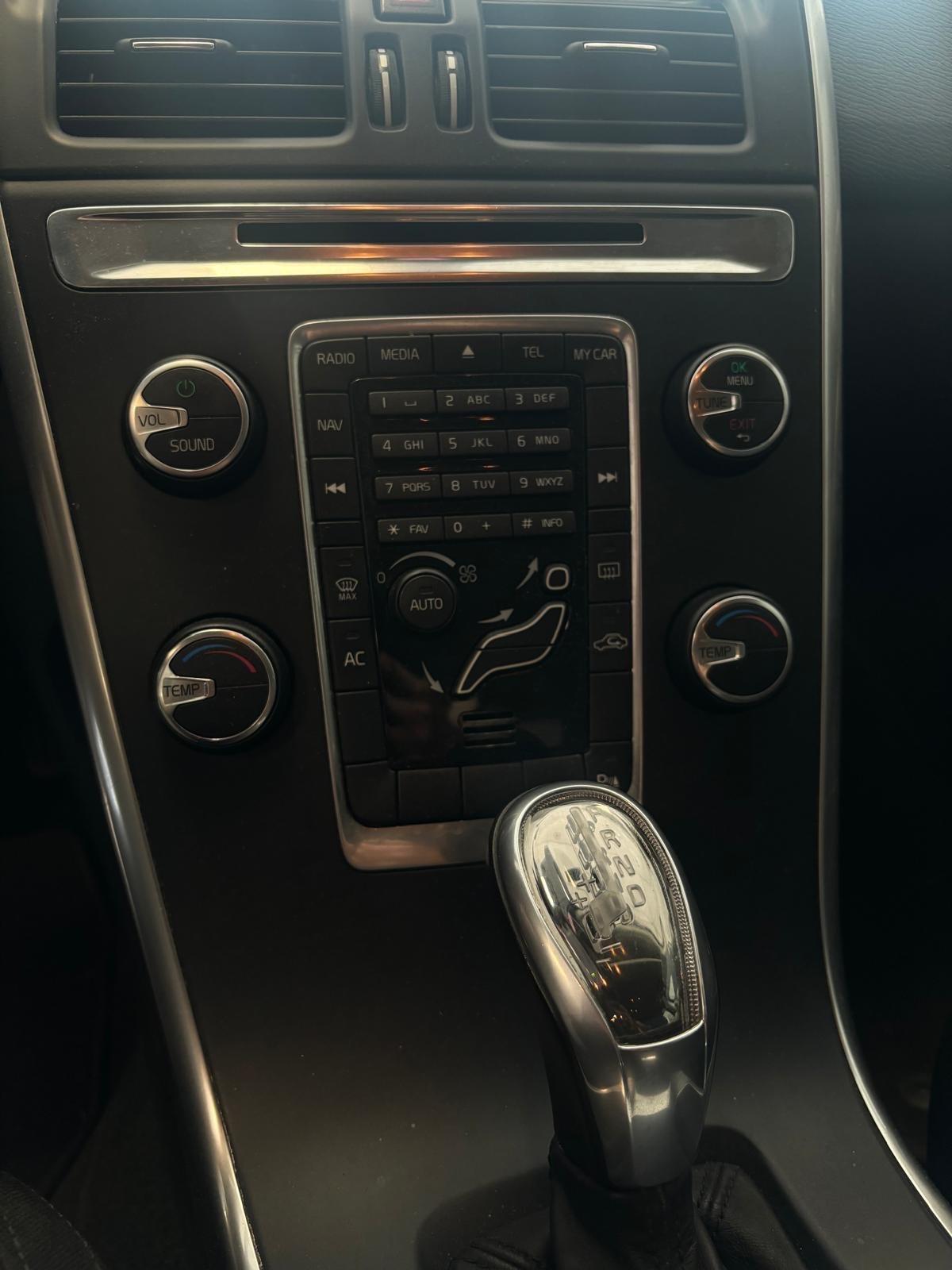 Volvo XC 60 XC60 D3 Geartronic Kinetic