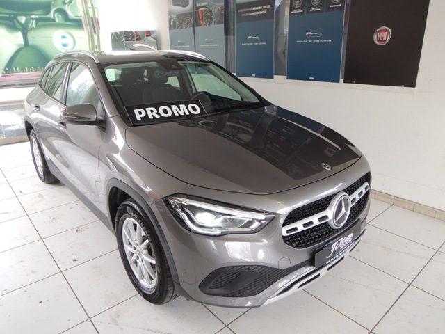MERCEDES-BENZ GLA 200 d Automatic Business Extra