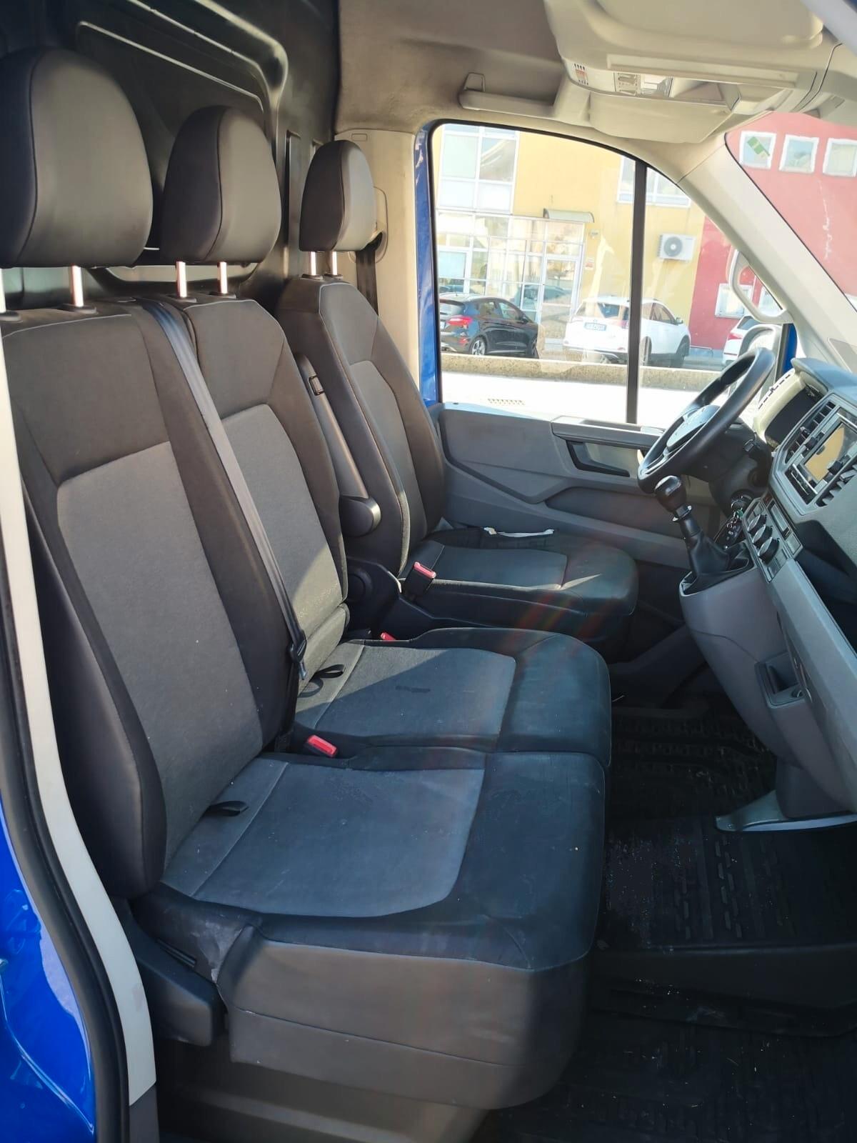 Volkswagen Crafter 30 2.0 TDI 140CV 3posti ***14.500 € + IVA***