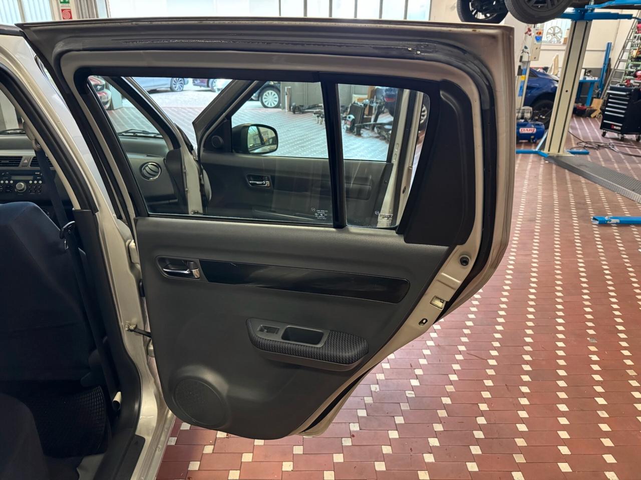 Suzuki Swift 1.3 4x4 5p. GL - UNICO PRORIETARIO