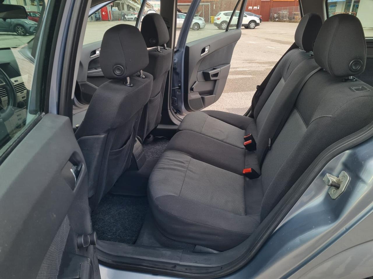 Opel Astra 1.6i GPL Cosmo LEGGI BENE