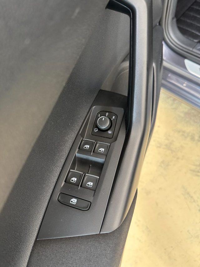 VOLKSWAGEN Polo 1.0 TSI Style - IQ LED - Tetto - Carplay - Display
