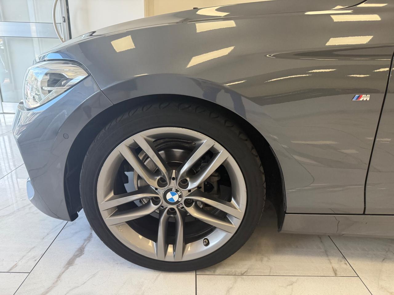 Bmw 116 116d 5p. Msport