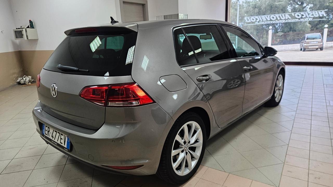Volkswagen Golf 1.6 TDI DSG 5p. Highline BlueMotion Technology