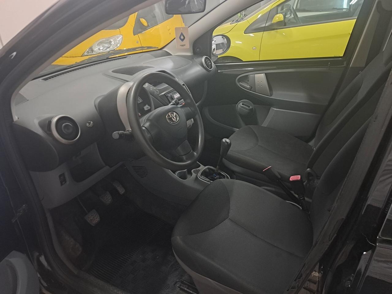 Toyota Aygo 1.0 12V VVT-i 5 porte unico prop 2007