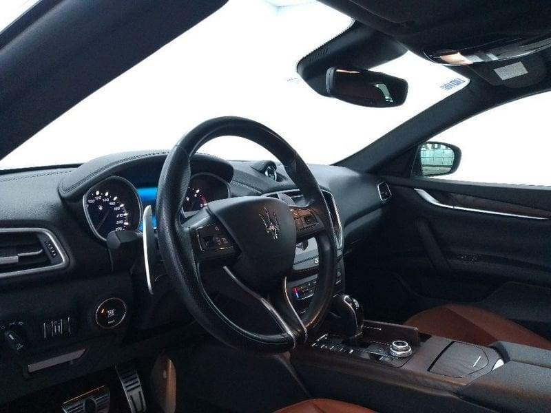 Maserati Ghibli 3.0 V6 ds 250cv auto my16 E6
