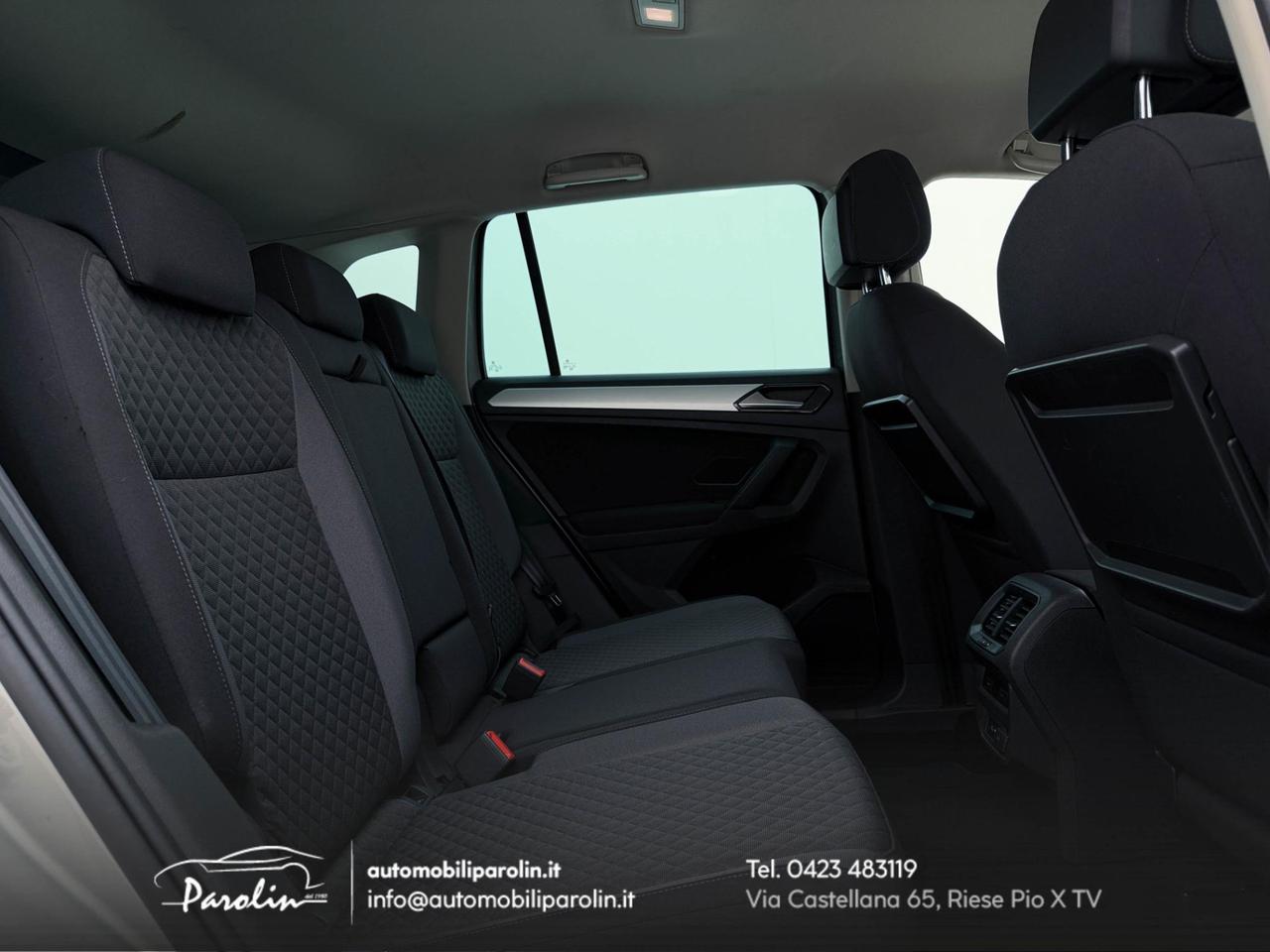 Volkswagen Tiguan 1.6 tdi Sport R-Line LED-CarPlay-19''