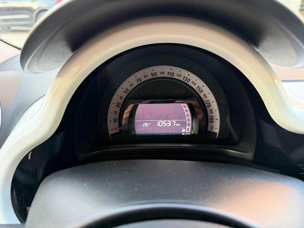 Renault Twingo TCe 95 CV EDC Intens