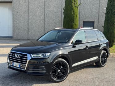 Audi Q7 3.0 TDI 218 CV Gancio Traino