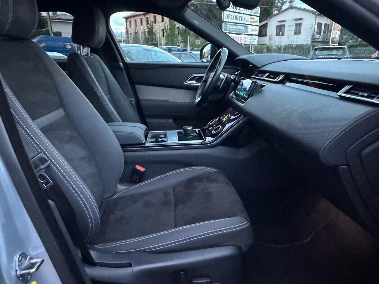 Land Rover Range Rover Velar Range Rover Velar 3.0 V6 SD6 300 CV R-Dynamic HSE