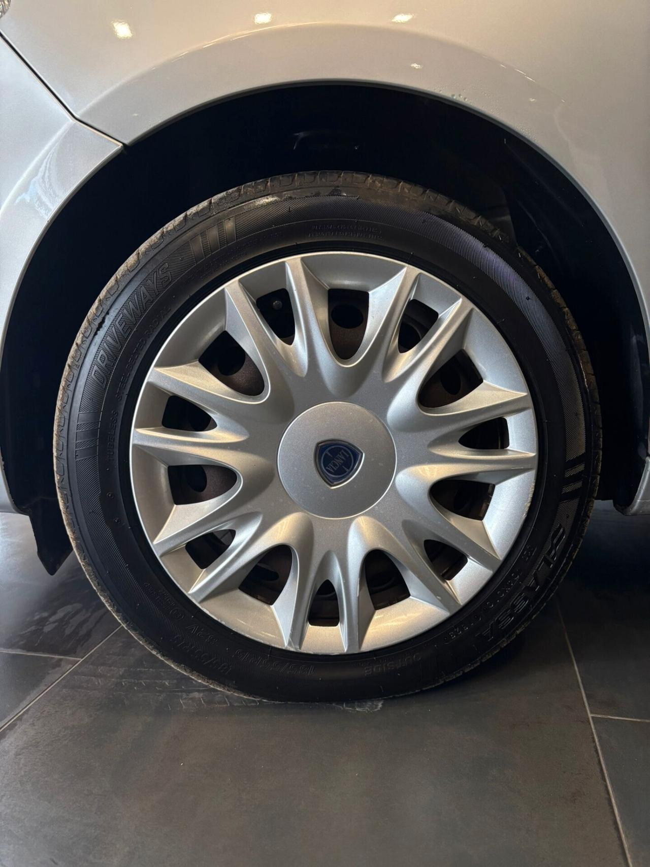 Lancia Ypsilon 1.3 MJT 16V 95 CV 5 porte S&S Platinum