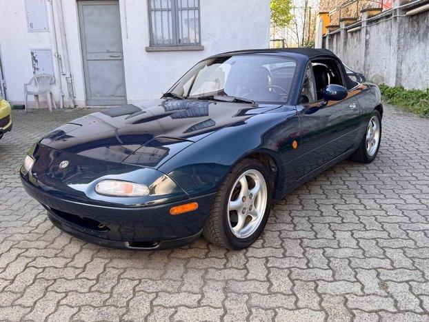 MAZDA MX-5 NA 1.6i 16V cat Montego Blue