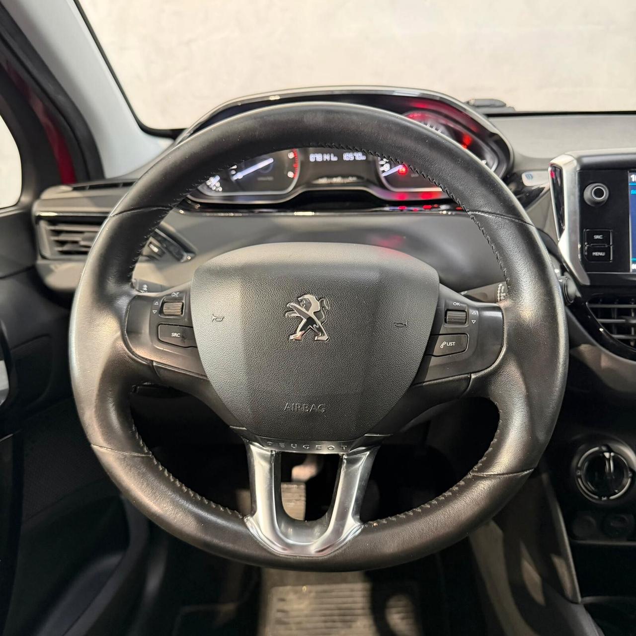Peugeot 208 1.6 HDI ALLURE NEOPATENTATI