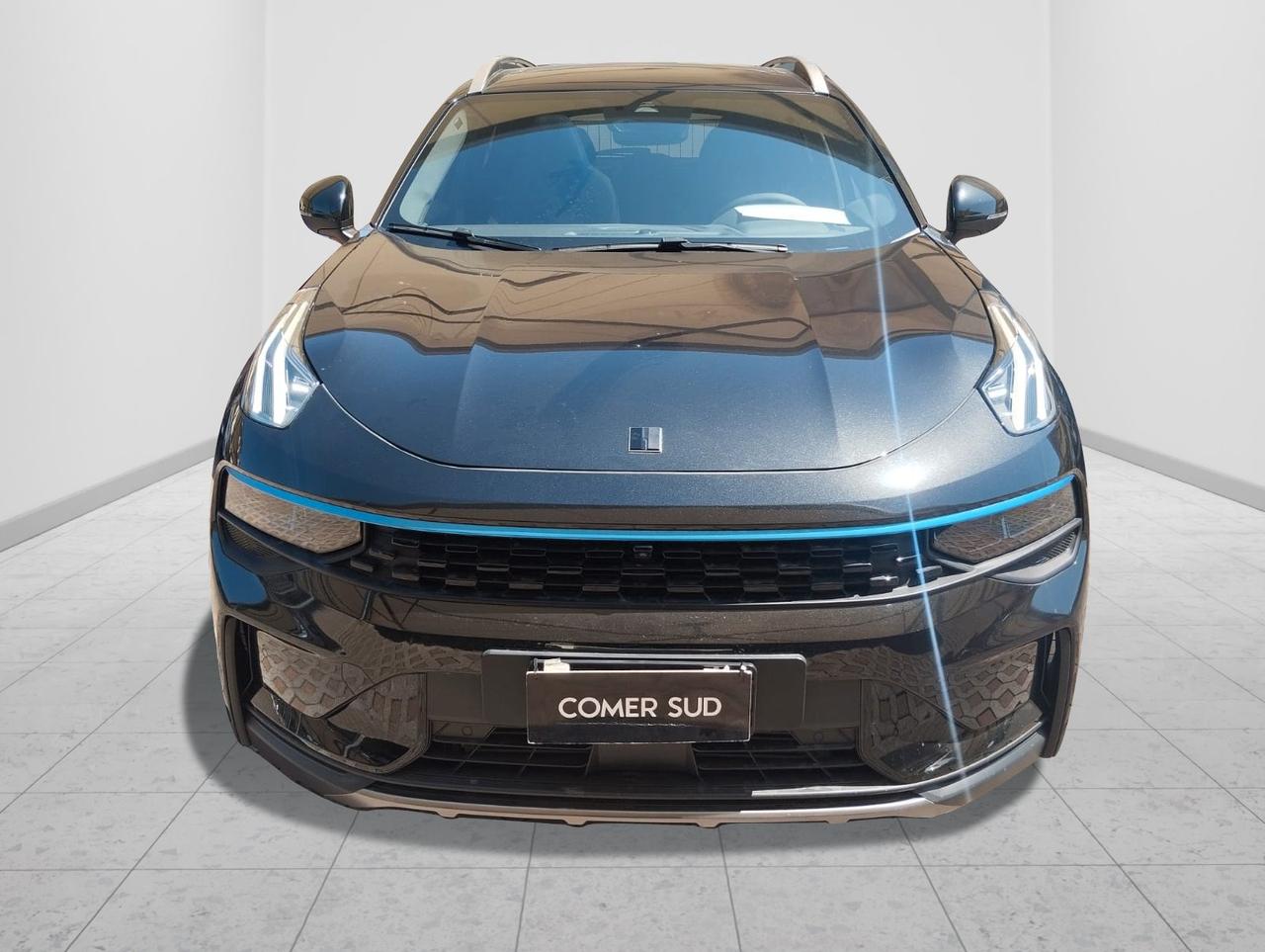 Lynk & Co 01 - 01 1.5 td phev auto