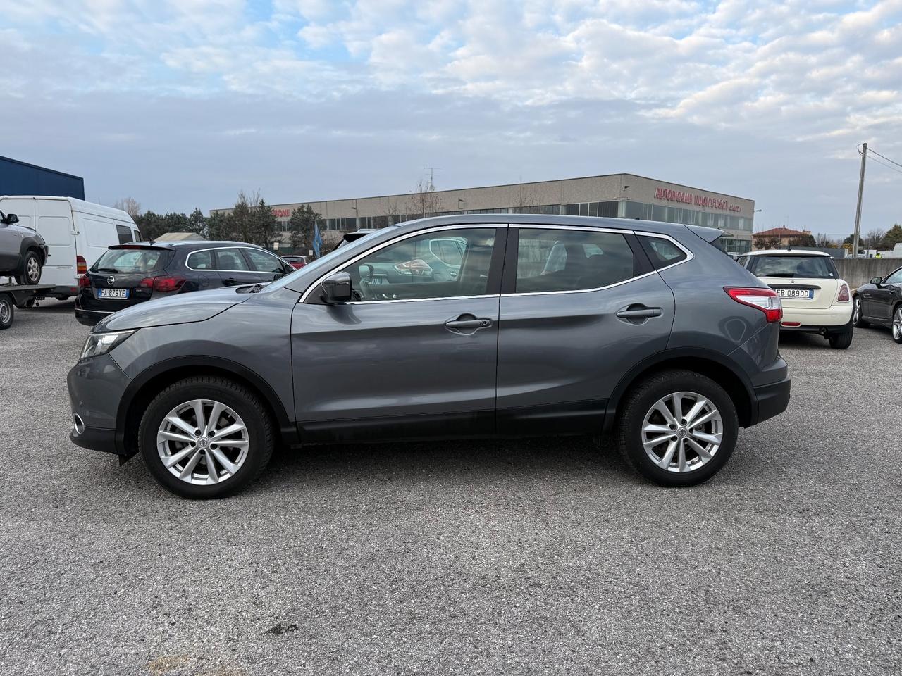 Nissan Qashqai 1.5 dCi DPF Acenta