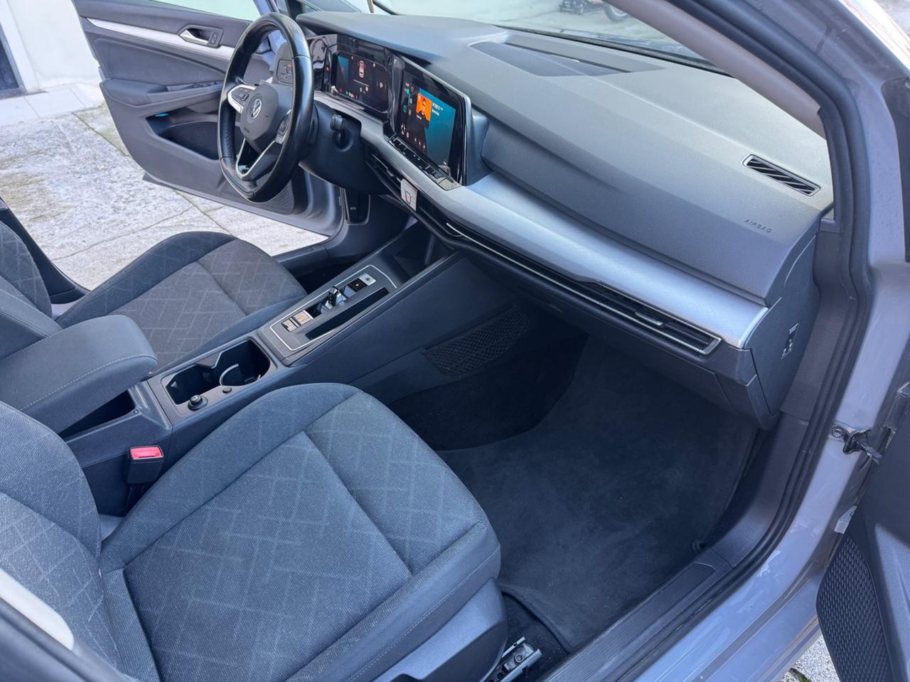 Volkswagen Golf 2.0 TDI 150 CV DSG SCR Style