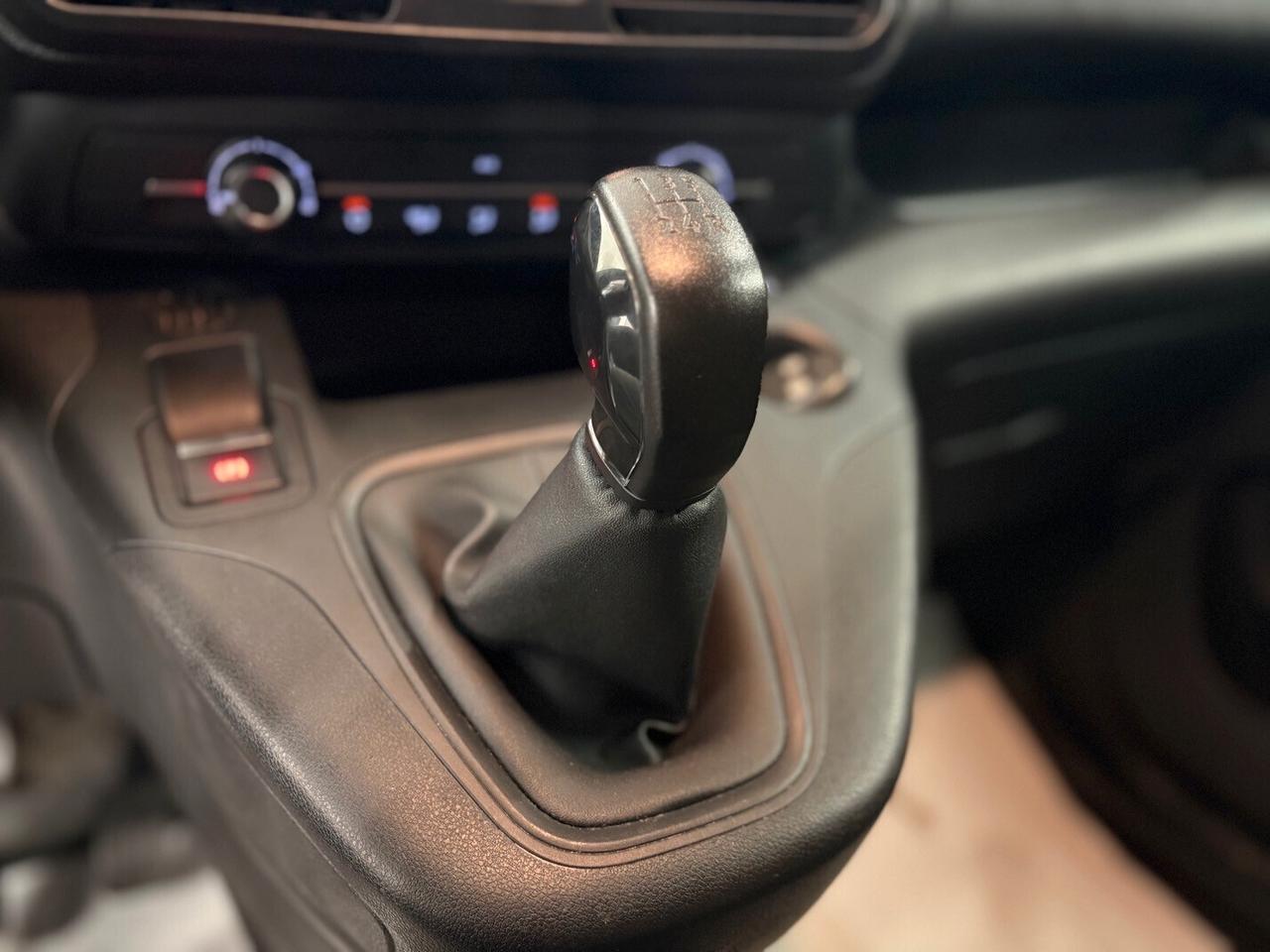 Peugeot Partner BlueHDi 1.6 100 S&S