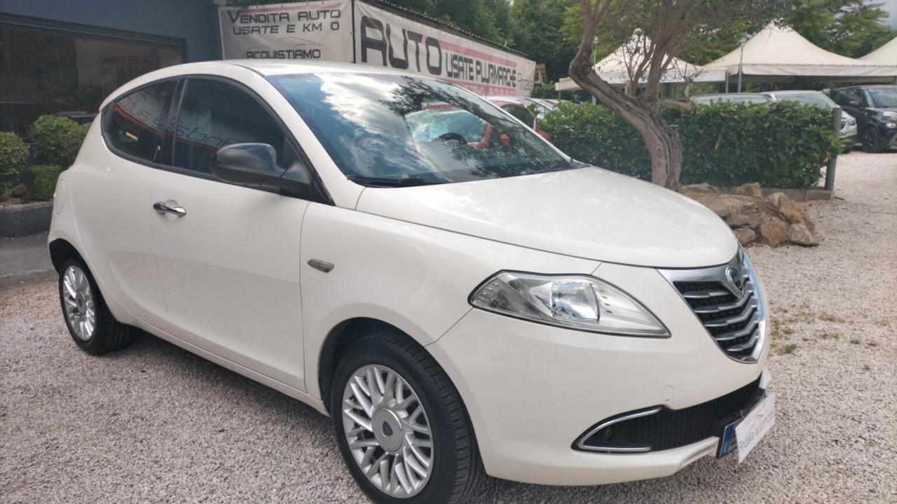 Lancia Ypsilon 1.3 MJT 16V 95 CV PLATINUM