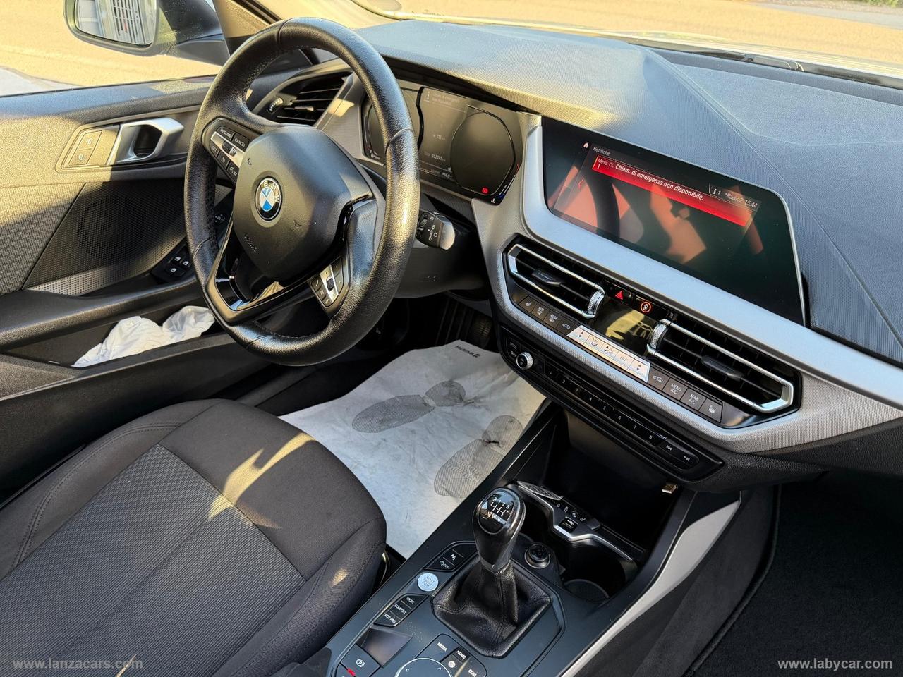 BMW 116d 5p. Advantage