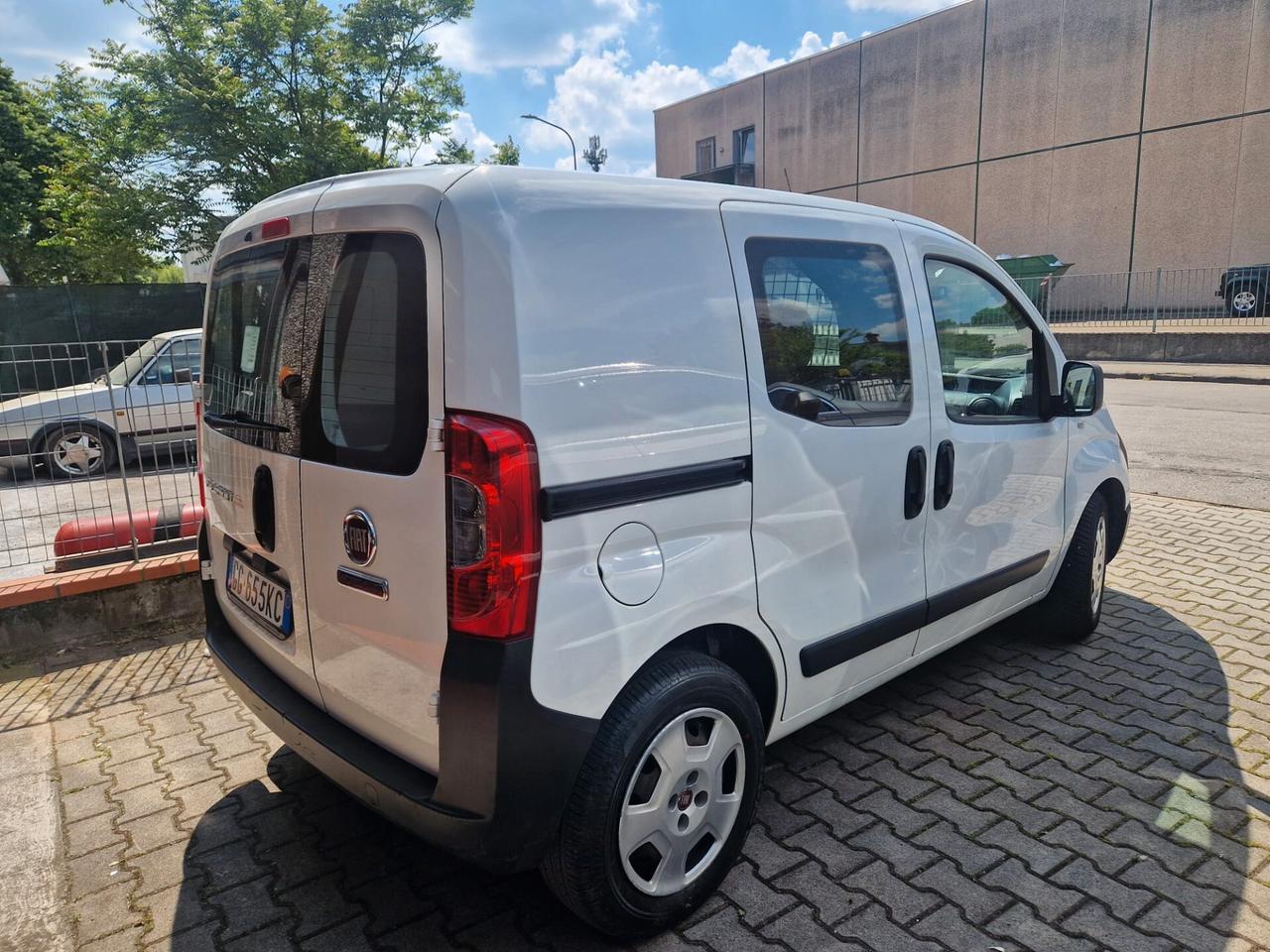 Fiat FIORINO 1.3 MTJ CARGO VETRATO