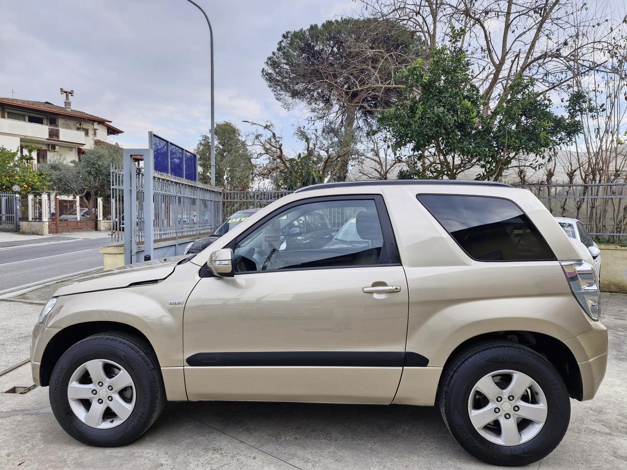 SUZUKI GRAND VITARA 1.9 DDiS 3P OFFROAD ANNO 2011