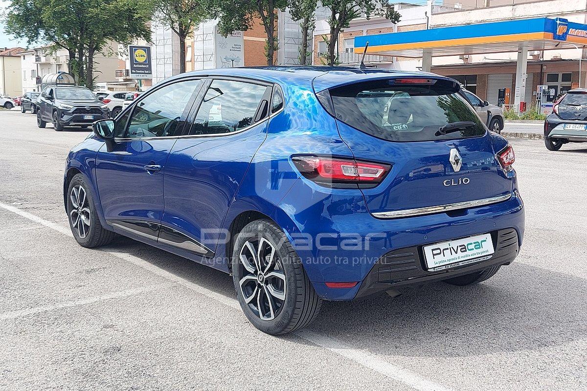 RENAULT Clio dCi 8V 75 CV 5 porte Moschino Intens