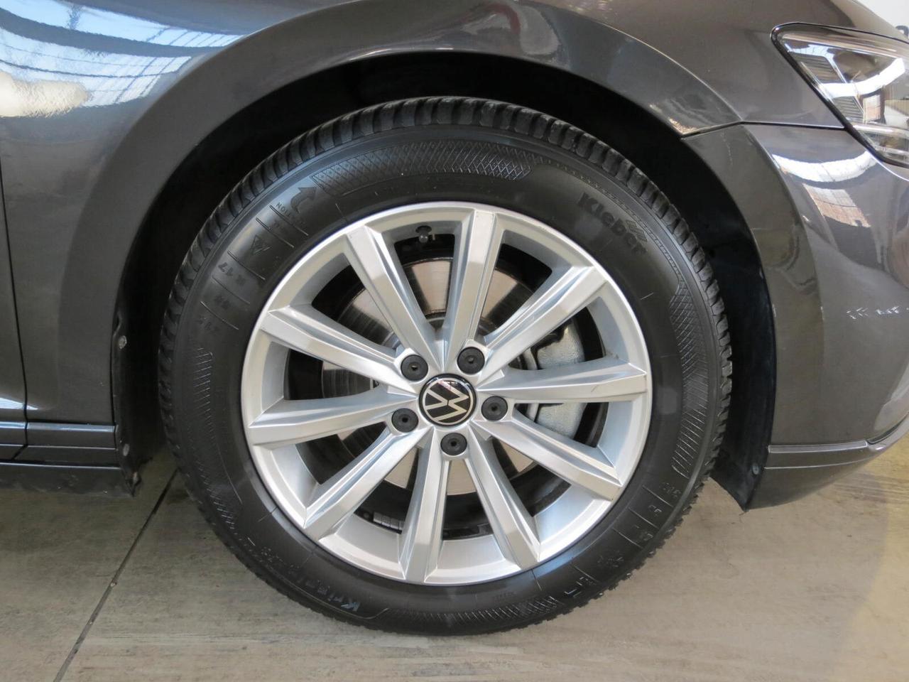 Volkswagen Passat Variant 2.0 TDI 150 cv SCR EVO DSG Business