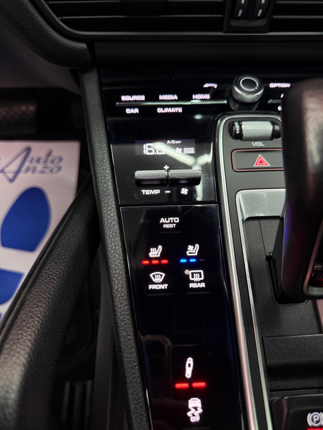 Porsche Cayenne Coupé 3.0 Benzina V6 340 CV IPER FULL