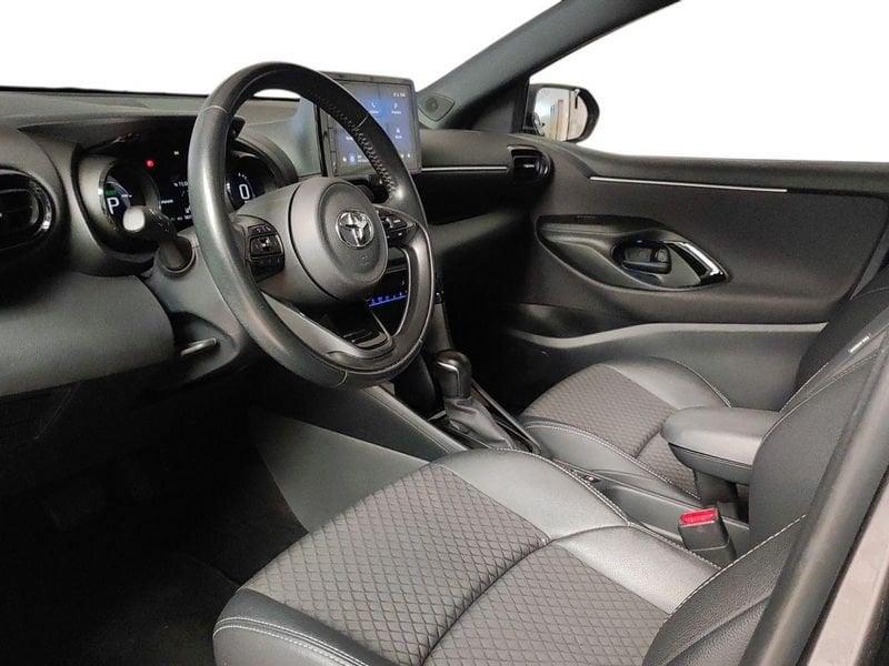 Toyota Yaris 1.5 Hybrid 5 porte Lounge AREA C FREE