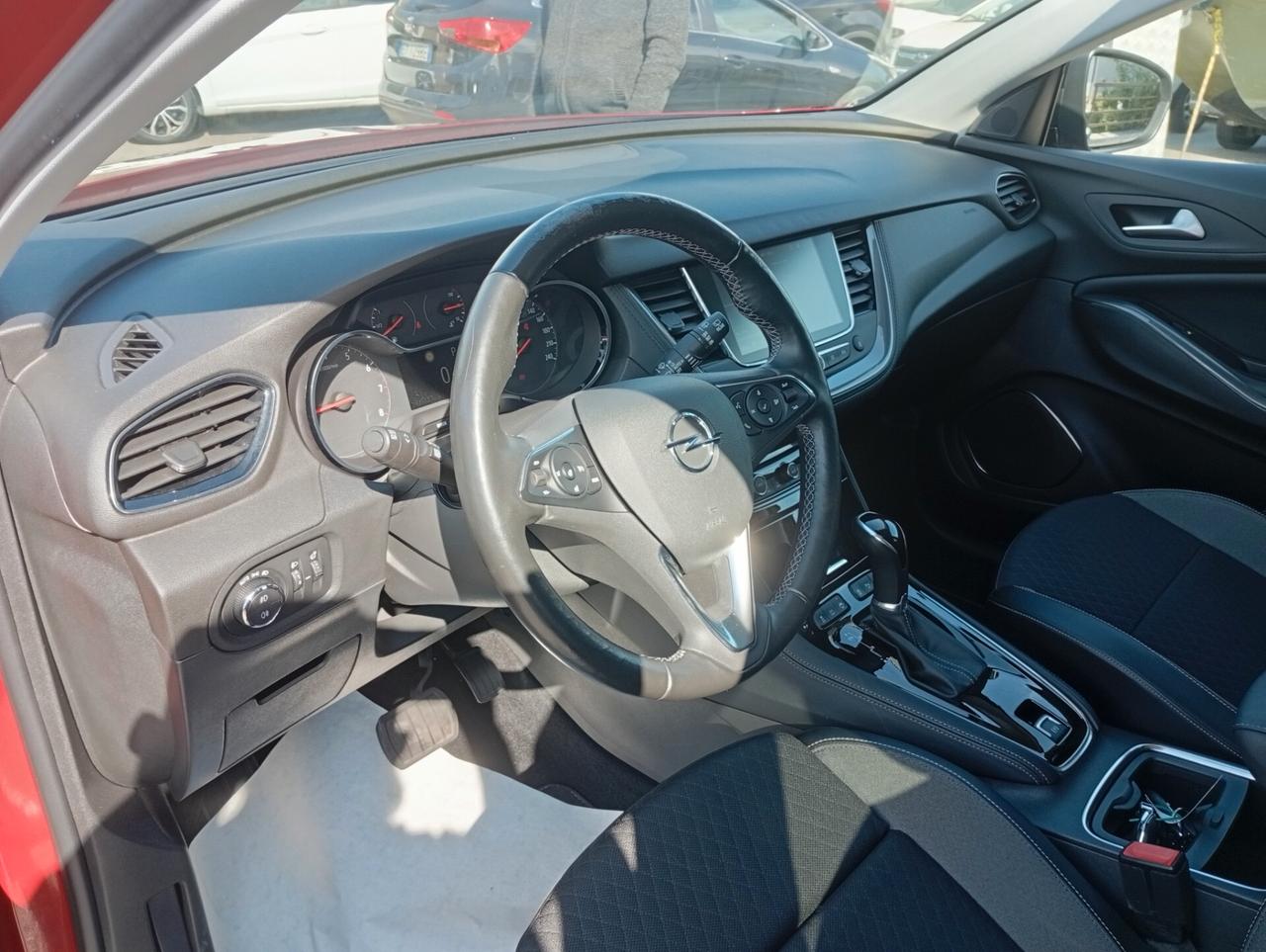 Opel Grandland X 1.5 diesel Ecotec Start&Stop aut. NEOPATENTATI OK