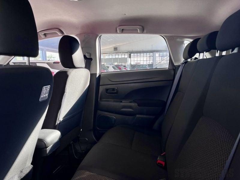 Mitsubishi ASX 1.6 2WD Instyle Navi OK NEOP - GOMME 4 STAGIONI - CATENA DI DISTR