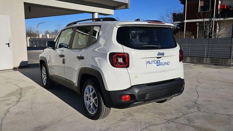 Jeep Renegade 1.5 Turbo T4 MHEV Altitude