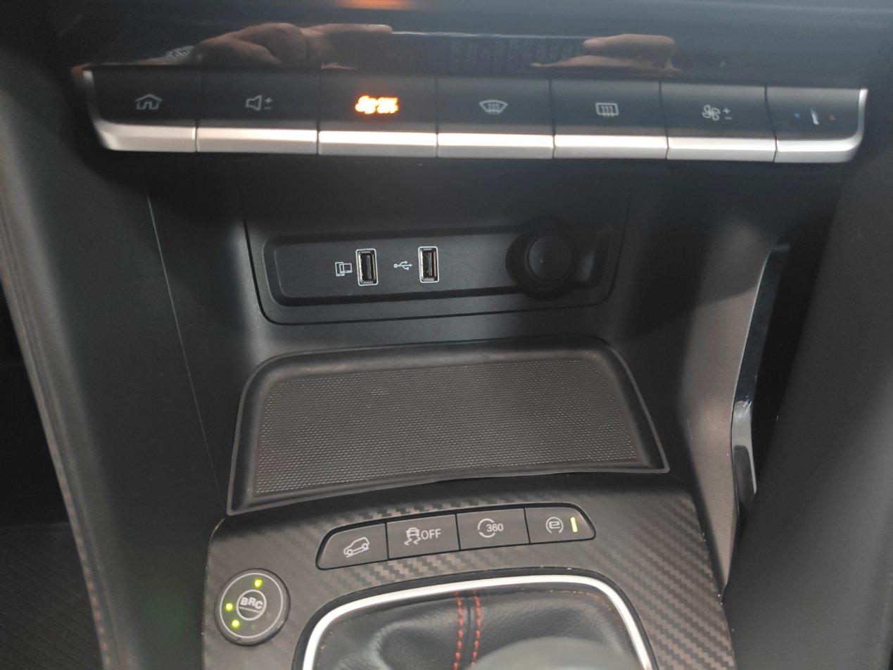 Mg ZS 1.5 Luxury GPL