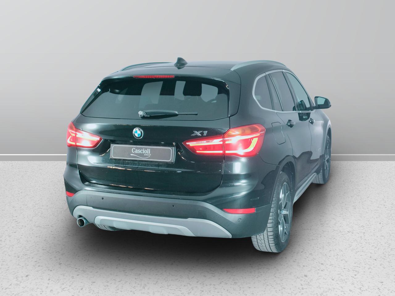 BMW X1 F48 - X1 sdrive18d xLine auto