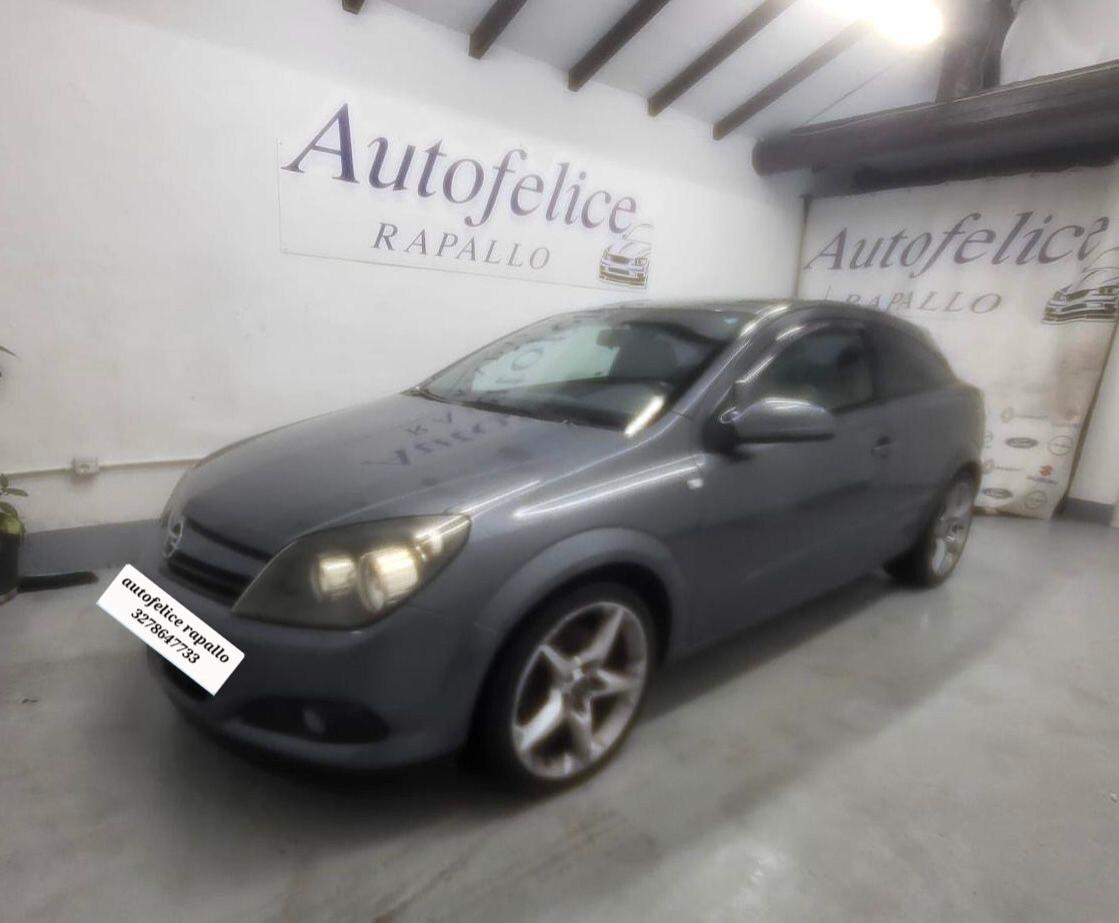 Opel Astra GTC 1.9 CDTI 120CV 3 porte Cosmo