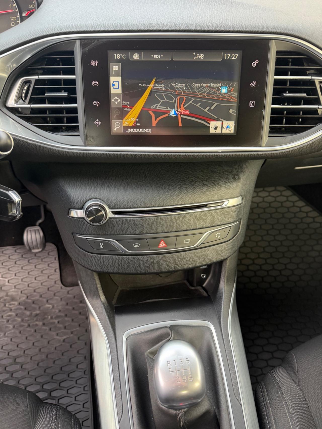 Peugeot 308 1.6 hdi 120 cv Allure 2016 Navig