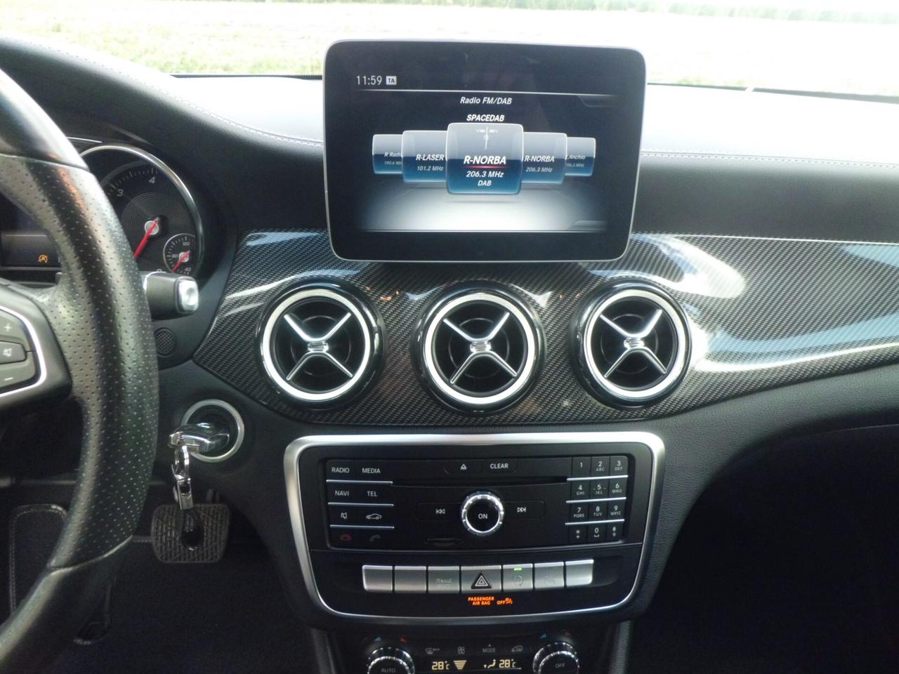 Mercedes-benz GLA 200 GLA 200 d Automatic Premium-LUX FULL OPTIONAL Tetto Pelle totale Automatico