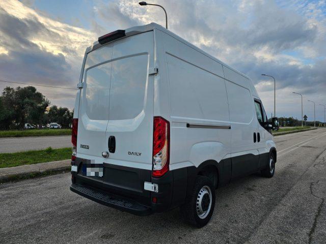 IVECO Daily 35S12V 2.3 HPT PM-TM Furgone Passo 3520