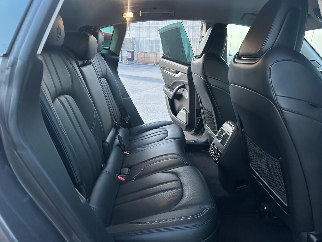 Maserati Quattroporte V6 430 CV S Q4 Gransport