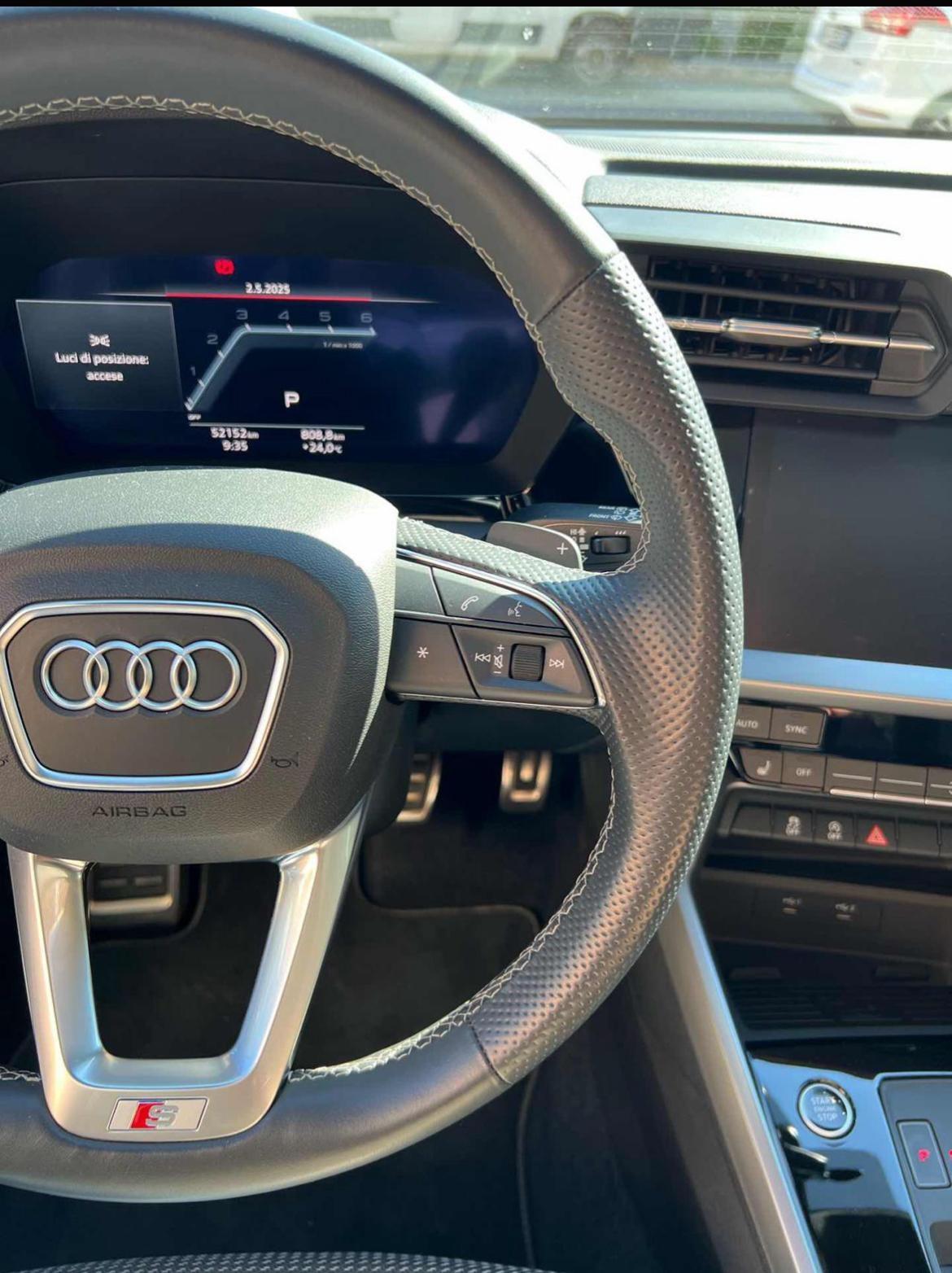 Audi A3 SPB 35 TDI S tronic Identity Black