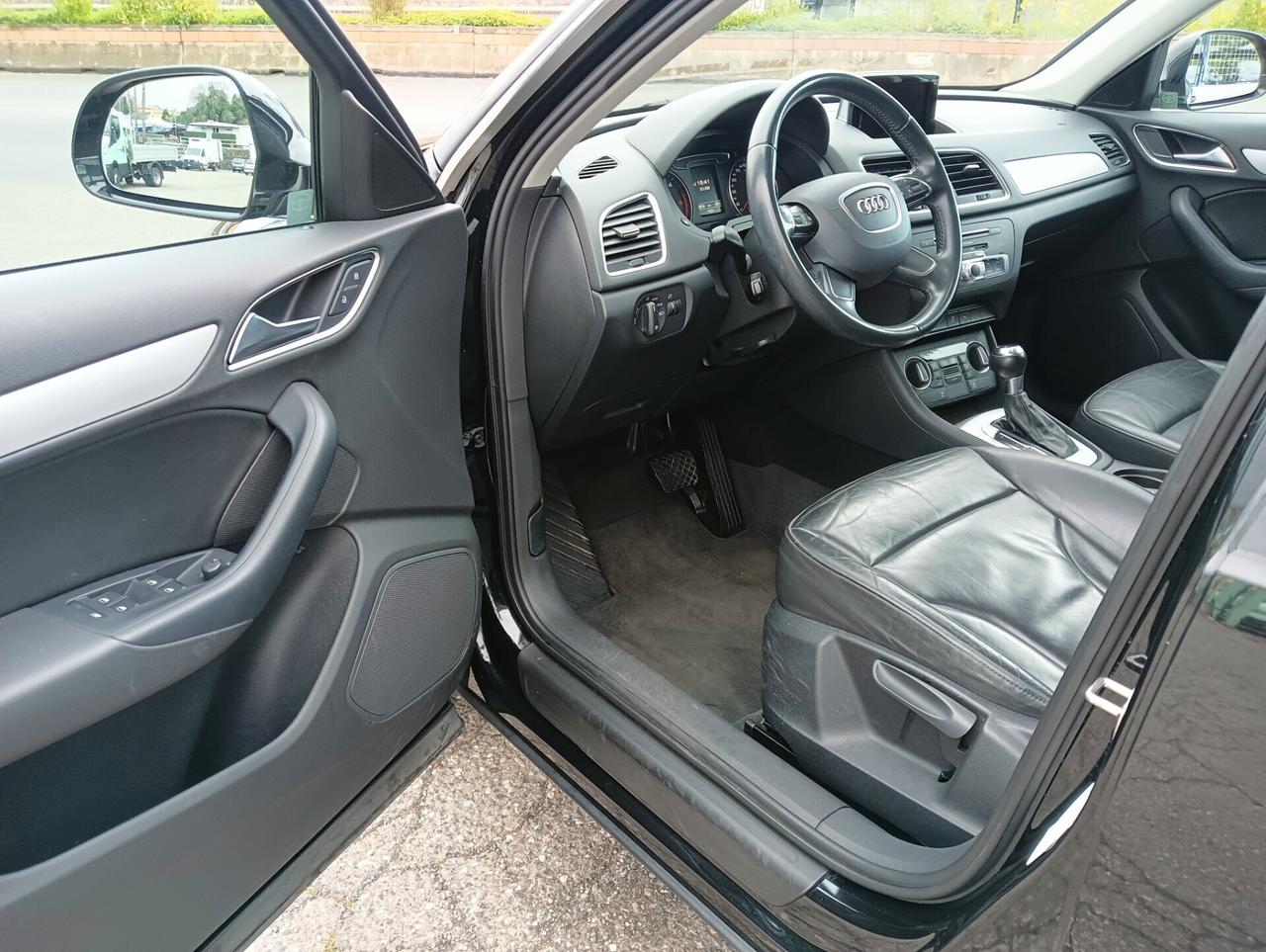 Audi Q3 2.0 TDI 150 CV automatica