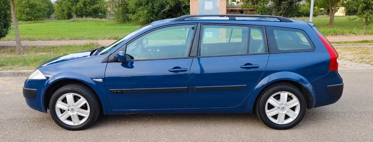 Renault Megane Mégane 1.6 16V 5 porte GPL Luxe Dynamique