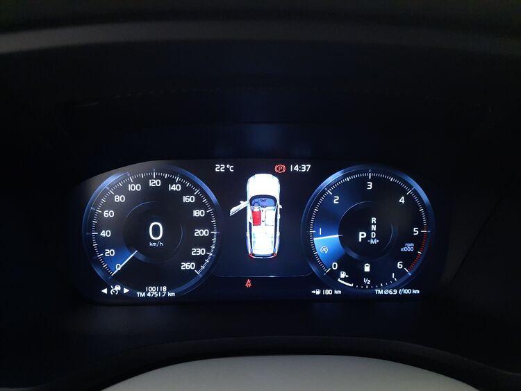 Volvo V60 B4 (d) Momentum Business Pro Geartronic BR931133 2.0 Mild Hybrid 197CV