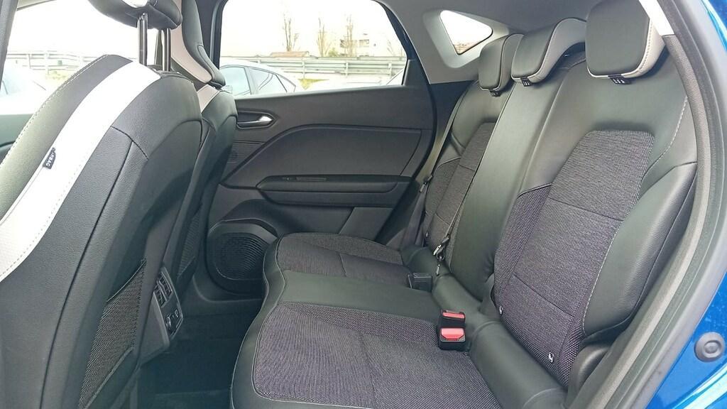 Renault Captur 1.6 Plug-in Hybrid Intens E-Tech Auto