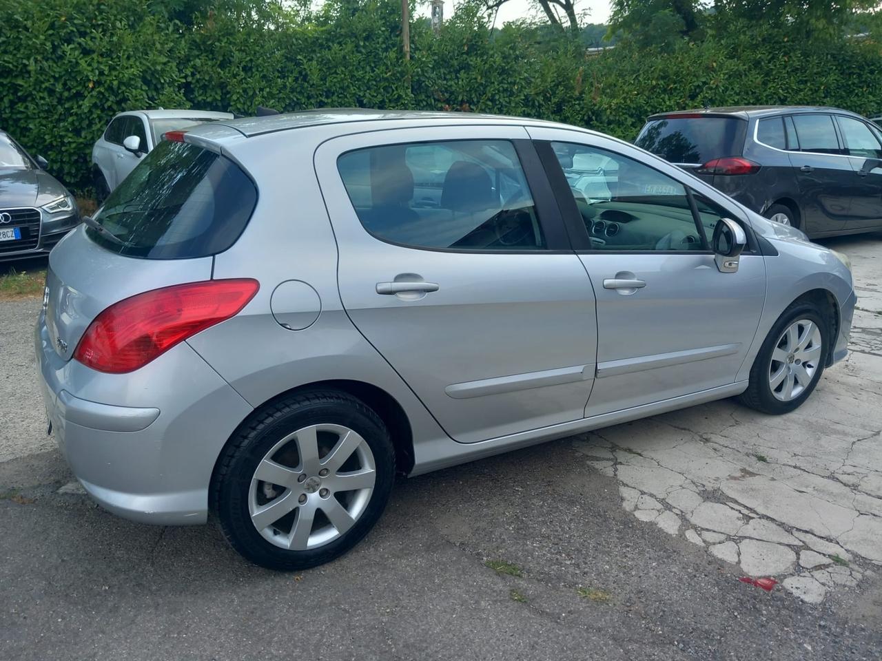 Peugeot 308 1.6 VTi 120CV 5p. Tecno
